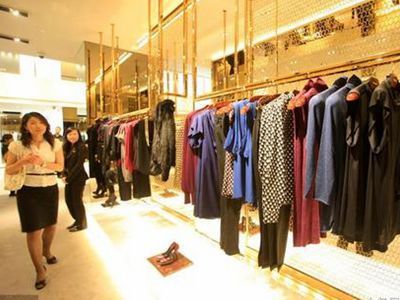 借助服裝店管理軟件，深挖會員消費(fèi)潛力，驅(qū)動零售服裝業(yè)績增長
