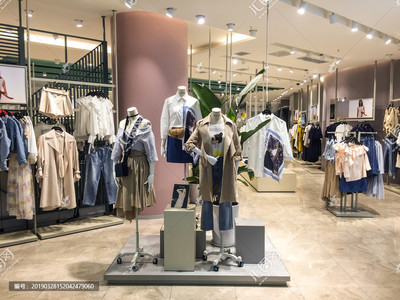 零售服裝店的生存與發展策略